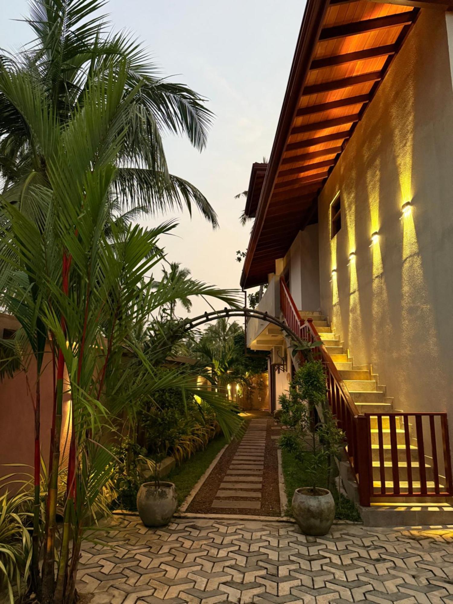 Bed and Breakfast Sri Palms Kosgoda Exterior foto