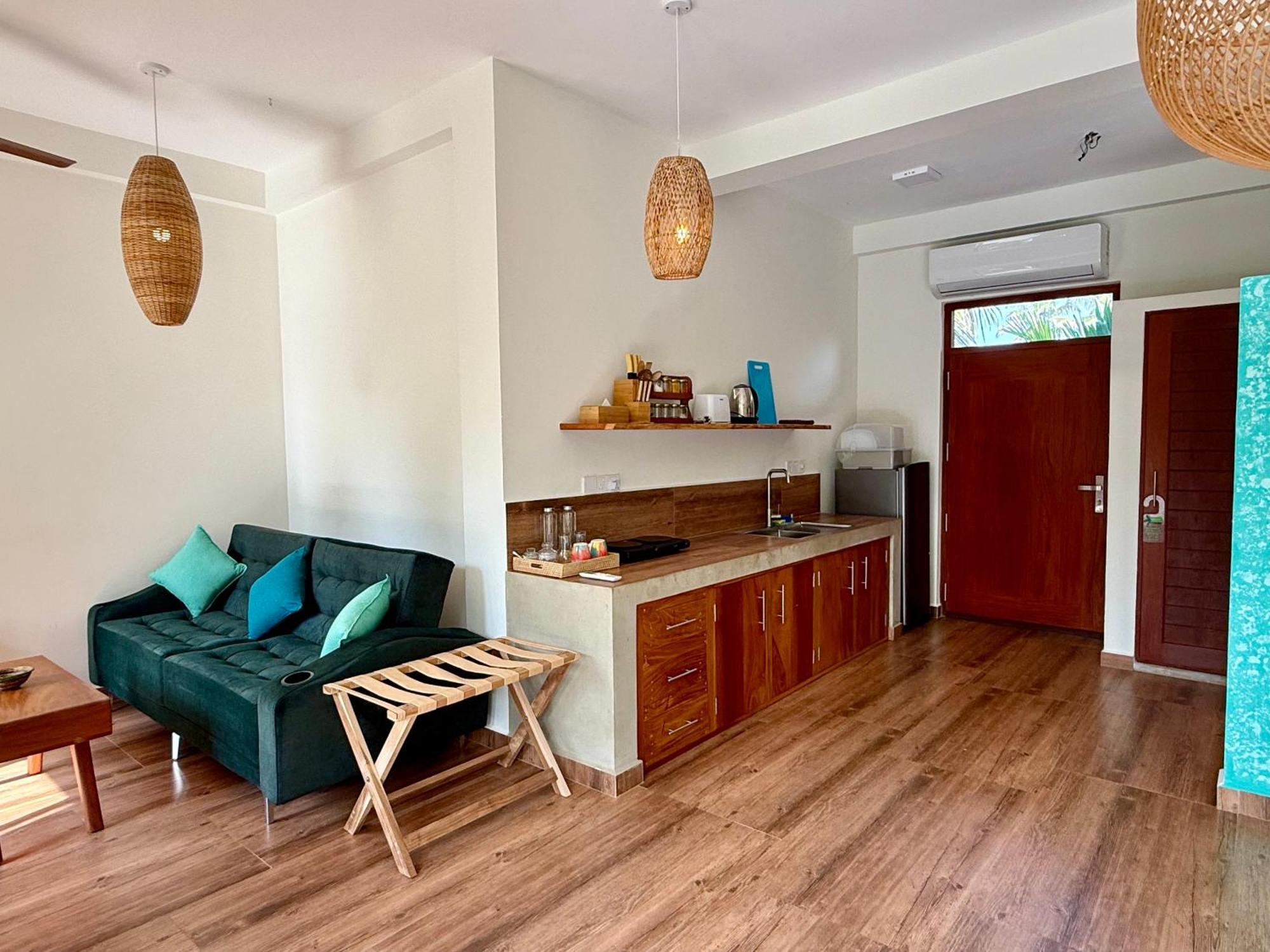 Bed and Breakfast Sri Palms Kosgoda Exterior foto