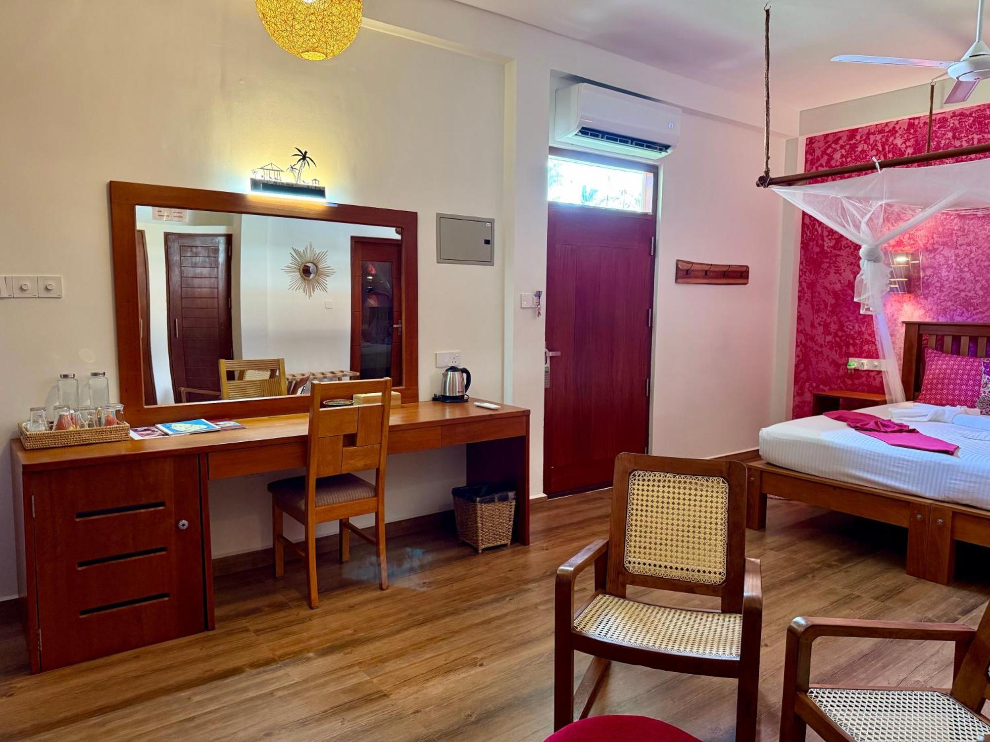Bed and Breakfast Sri Palms Kosgoda Exterior foto